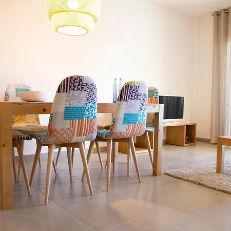 Chic! By Alegria Apartman